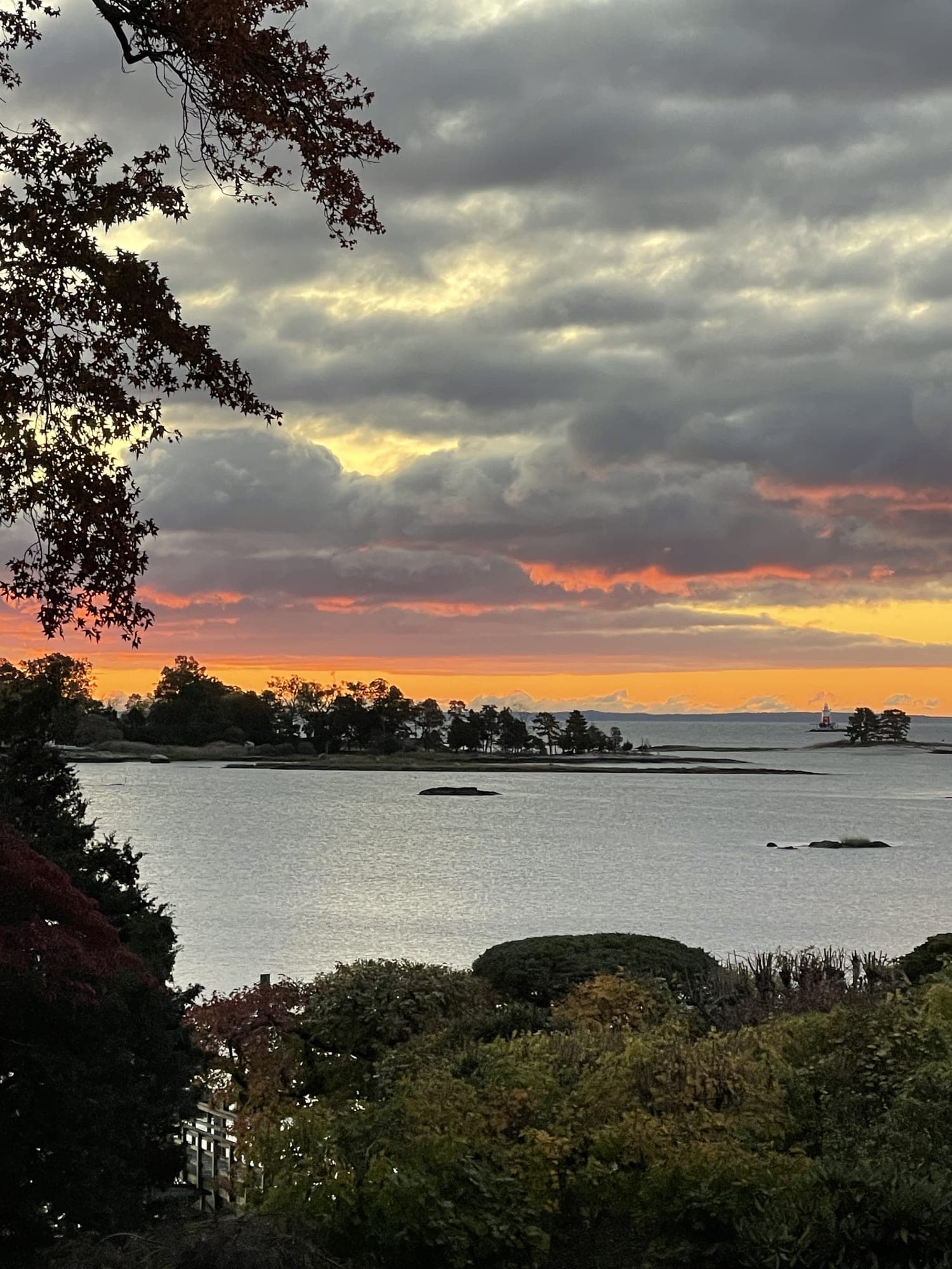Salem Straits neighborhood photo
